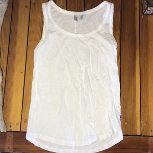 White tank